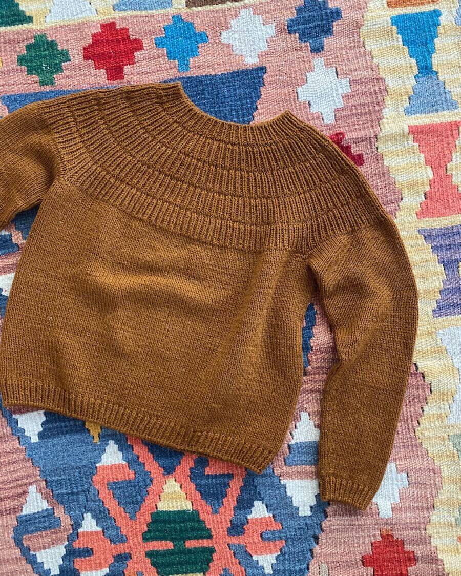 Petit Knit ankers pullover my size 4